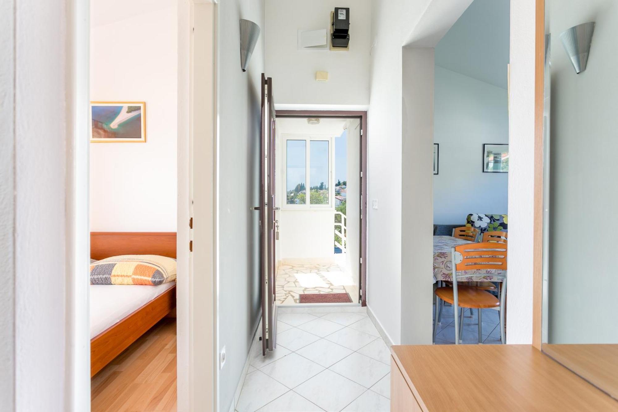 Apartments By The Sea Slatine, Ciovo - 6000 Esterno foto
