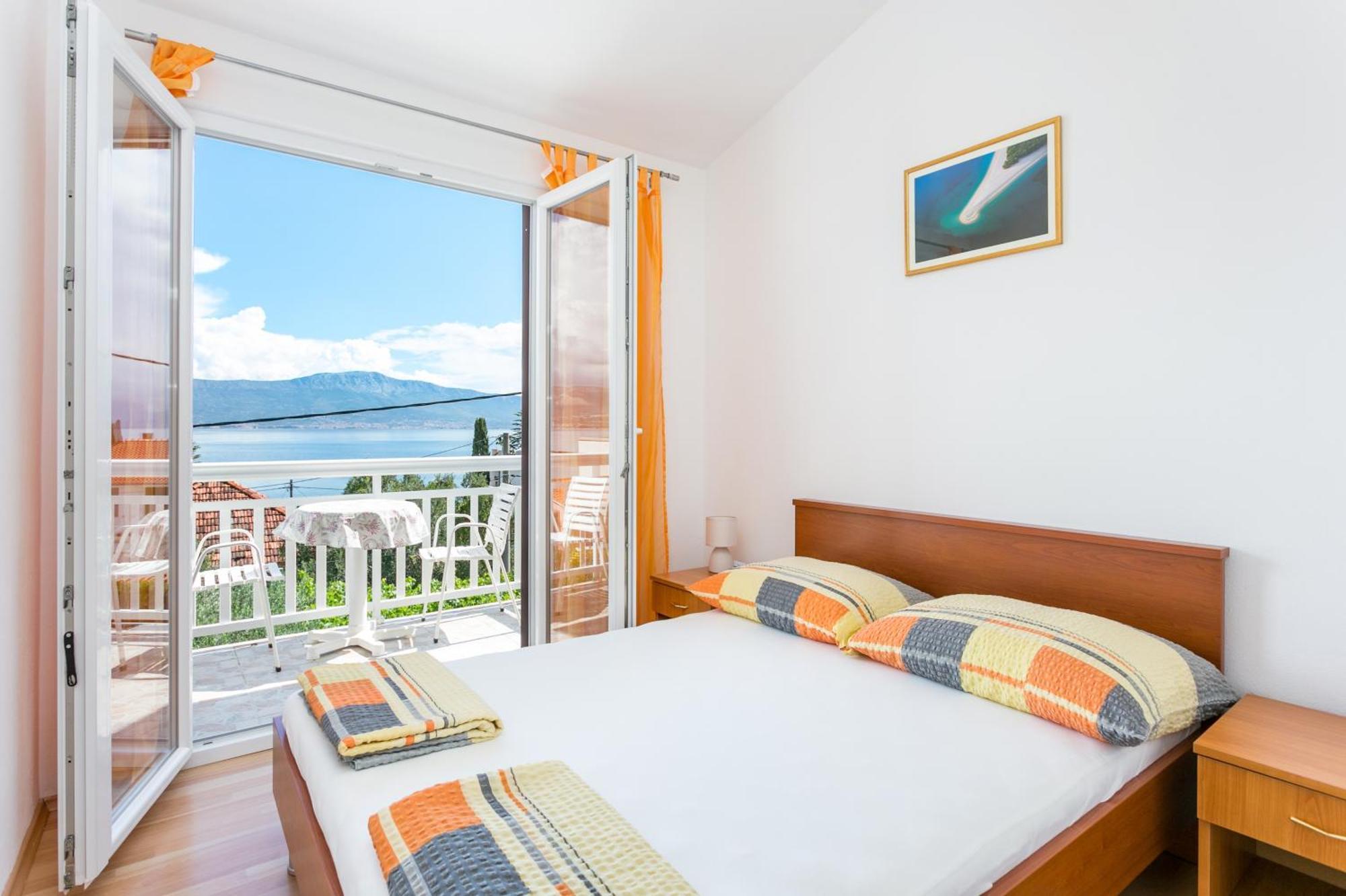 Apartments By The Sea Slatine, Ciovo - 6000 Esterno foto